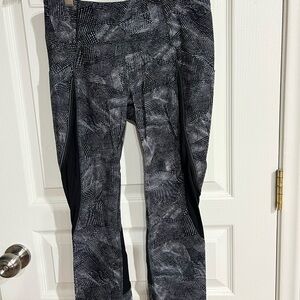 lululemon athletica Black and White Patterned Leggings